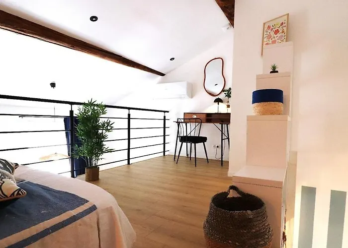 Cocon En Duplex Arenes Gare شقة